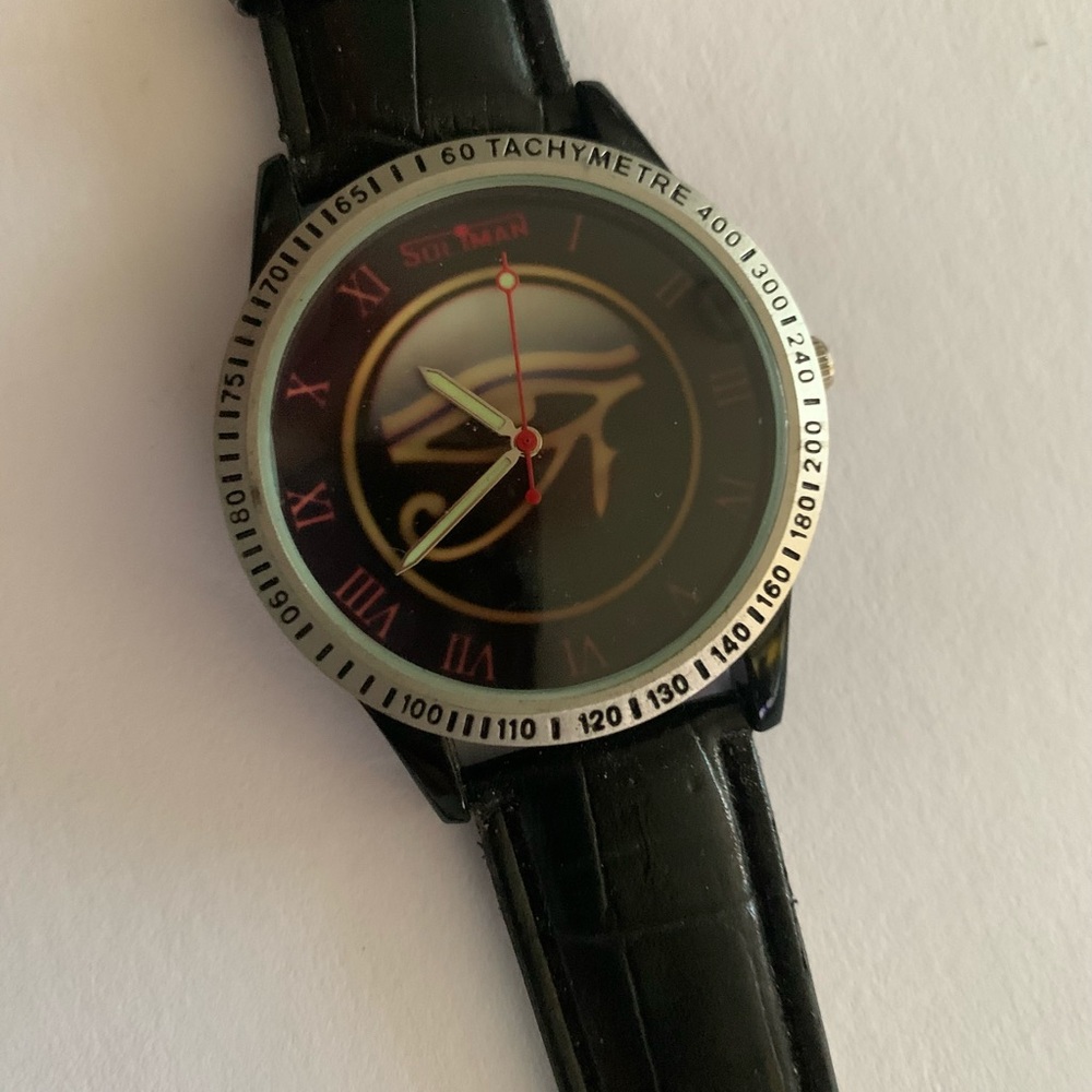 Watch - Picture 1 of 2